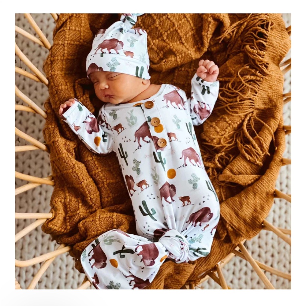 Caden Lane Bison Newborn knot gown and hat set, super soft!